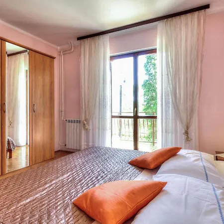 Amazing Apartment In Porec With Wifi Exterior photo