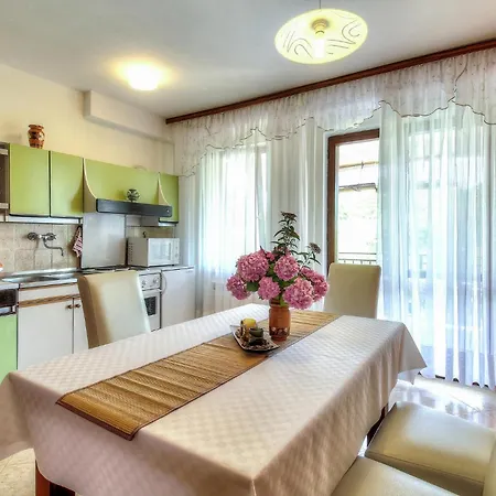 Amazing Apartment In Porec With Wifi Exterior photo