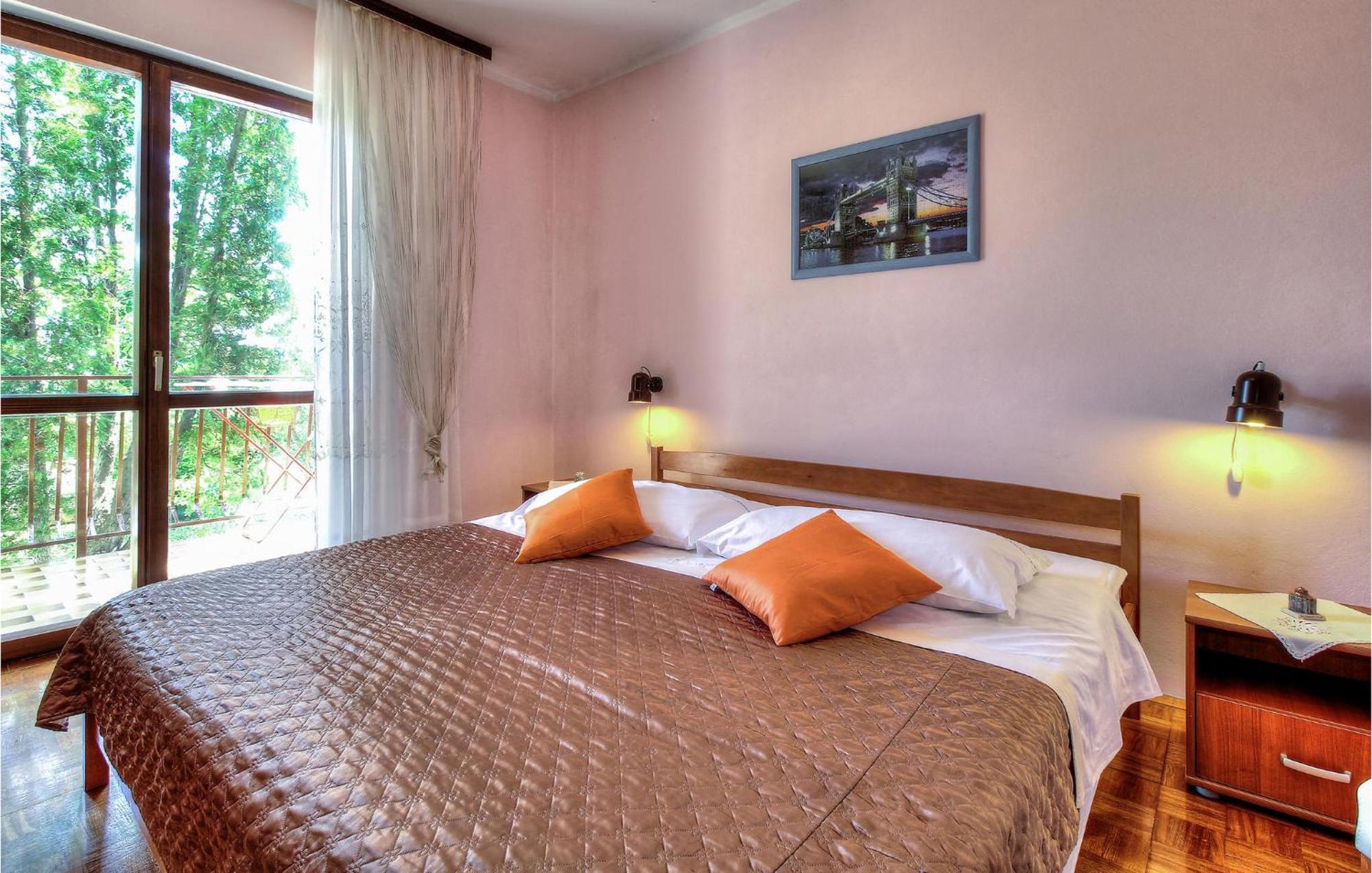 Amazing Apartment In Porec With Wifi Porec